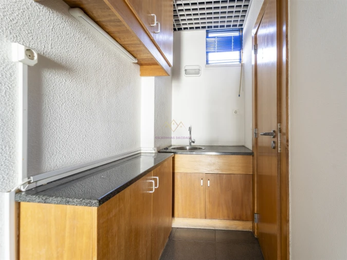 Loja para Arrendamento em Olivais Foto 15