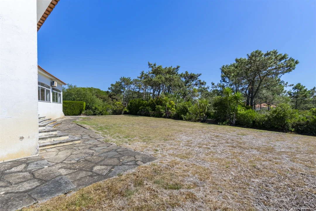 Moradia T3 para Venda em Colares Foto 17