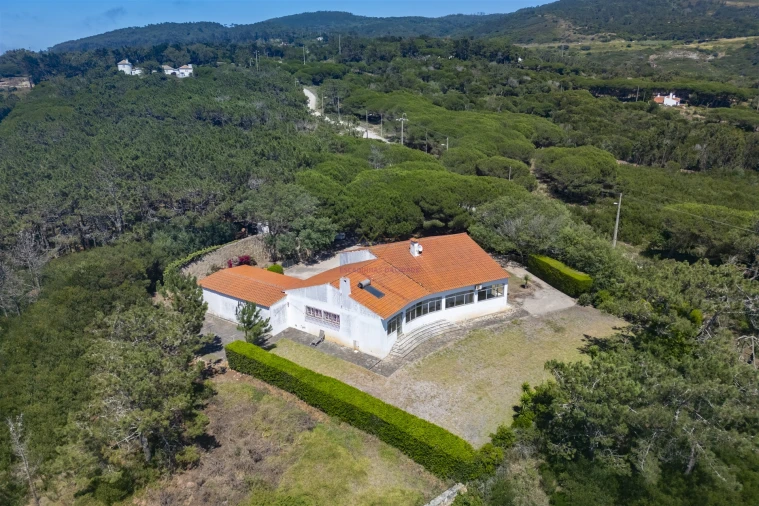 Moradia T3 para Venda em Colares Foto 2