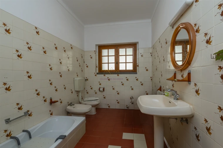 Moradia T3 para Venda em Colares Foto 32