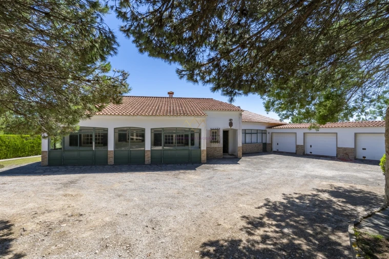 Moradia T3 para Venda em Colares Foto 9