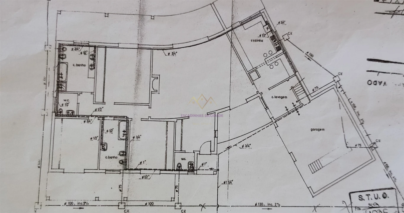 Moradia T3 para Venda em Colares Foto 36