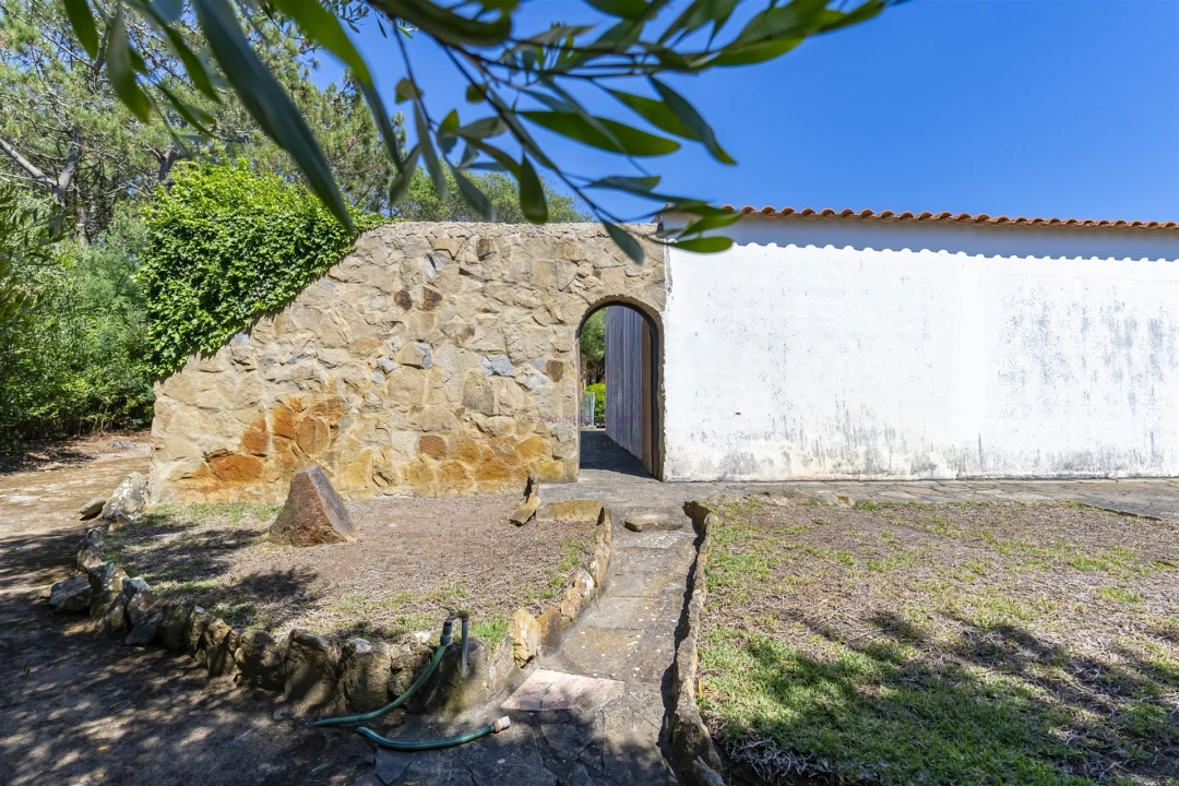 Moradia T3 para Venda em Colares Foto 26