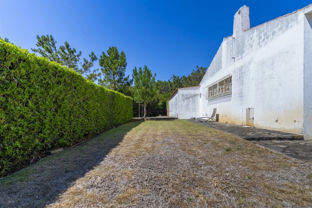 Moradia T3 para Venda em Colares Foto 16