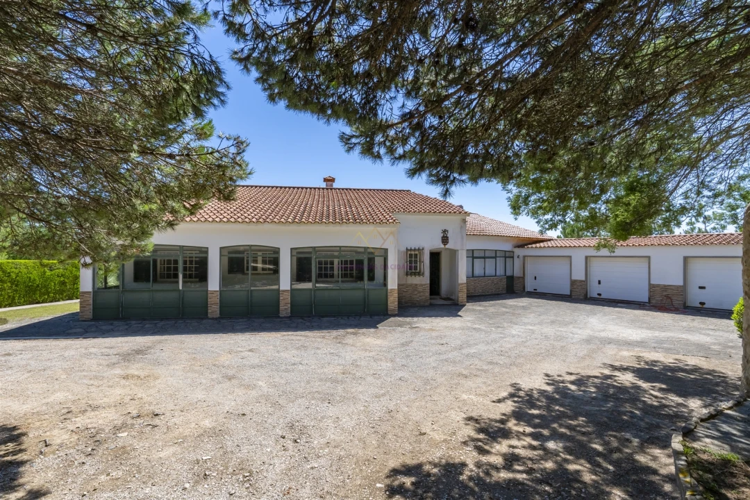 Moradia T3 para Venda em Colares Foto 9