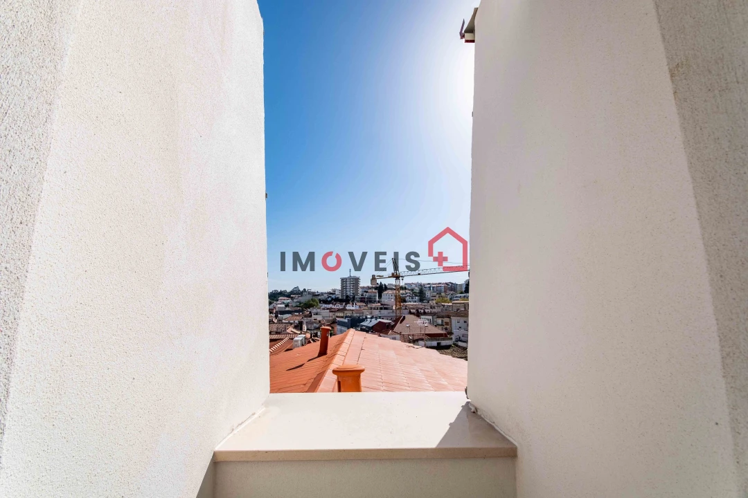 Apartamento T2 para Venda em Leiria, Pousos, Barreira e Cortes Foto 15