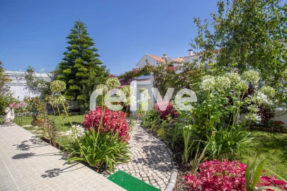 Moradia T5 para Venda em Sesimbra (Castelo)