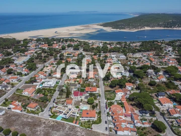 Moradia T5 para Venda em Sesimbra (Castelo)