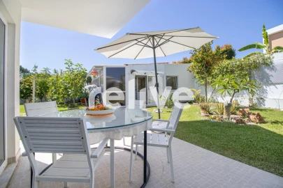 Moradia T5 para Venda em Sesimbra (Castelo)