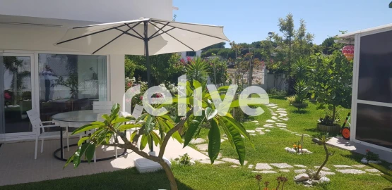 Moradia T5 para Venda em Sesimbra (Castelo)