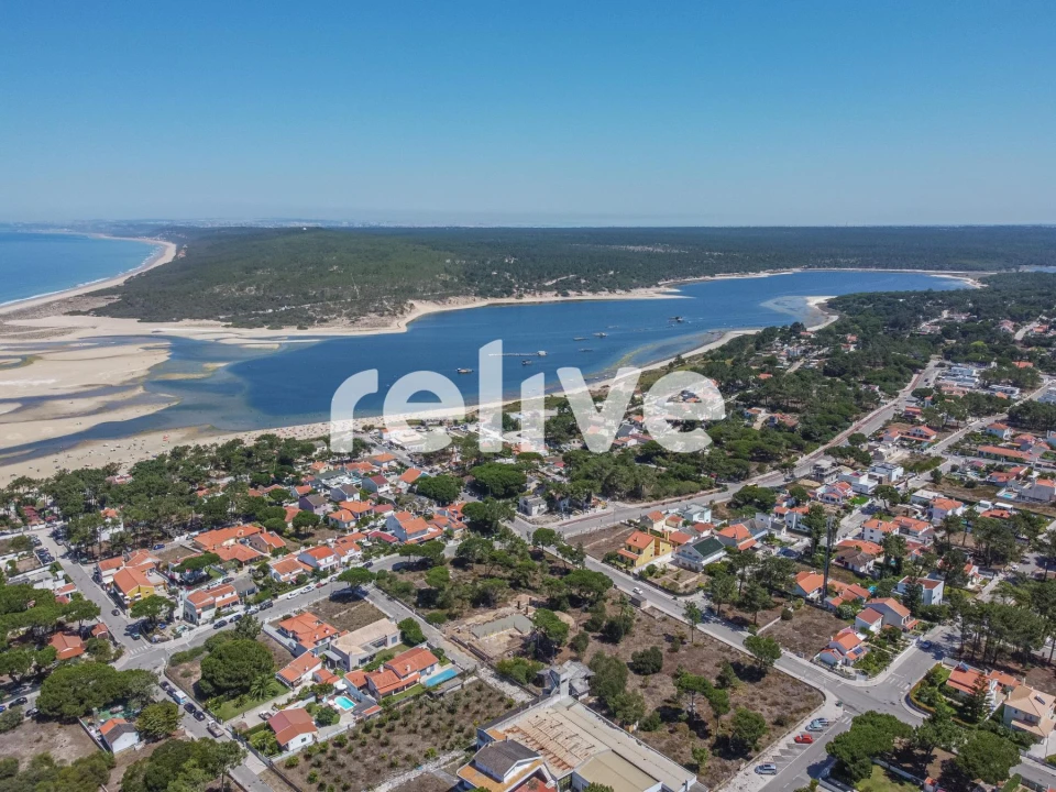 Moradia T5 para Venda em Sesimbra (Castelo) Foto 6