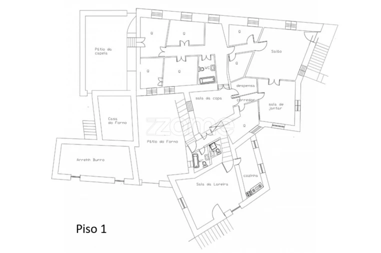 Moradia T7 para Venda em Armamar Foto 40