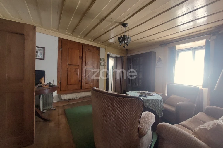 Moradia T7 para Venda em Armamar Foto 29