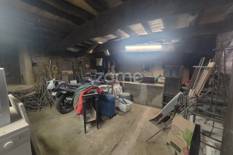 Moradia T7 para Venda em Armamar Foto 38