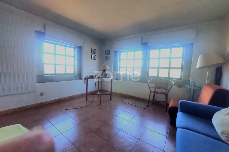 Moradia T7 para Venda em Armamar Foto 50