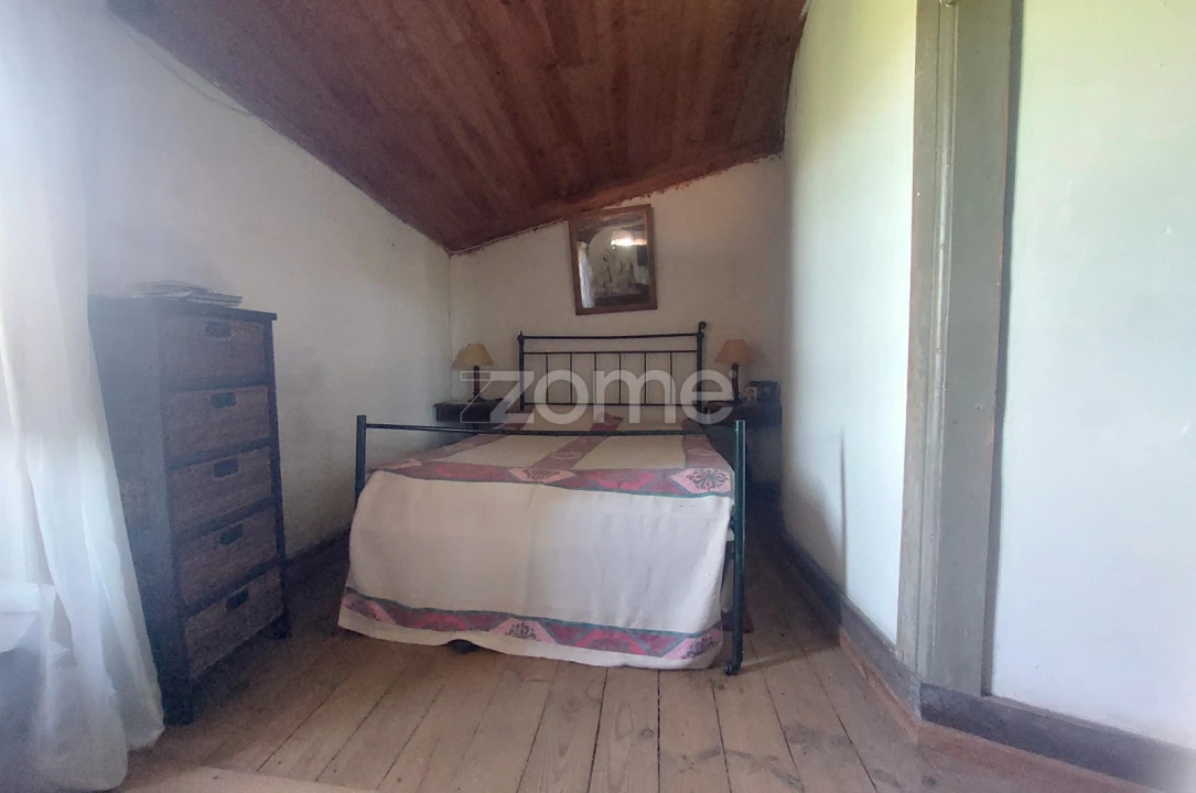 Moradia T7 para Venda em Armamar Foto 28