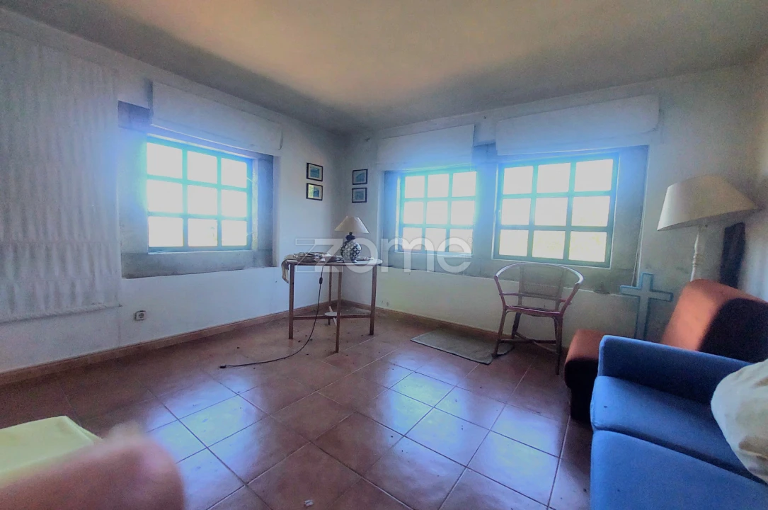 Moradia T7 para Venda em Armamar Foto 50