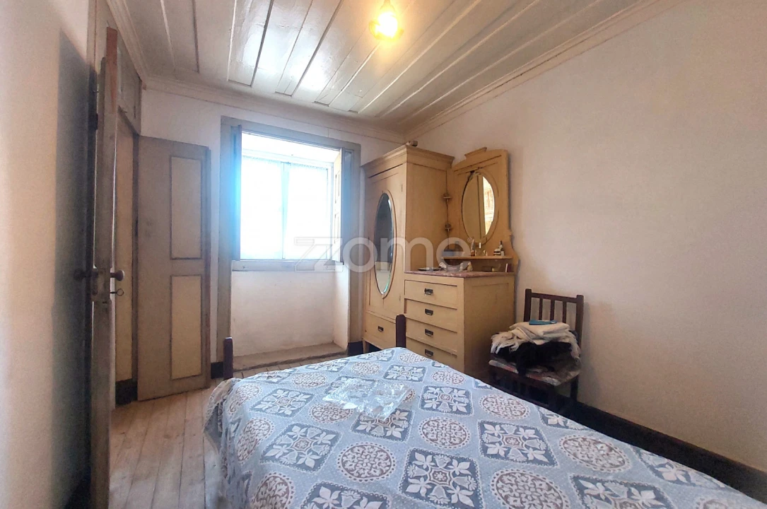 Moradia T7 para Venda em Armamar Foto 26