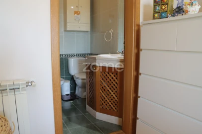 Moradia T4 para Venda em Oeiras e São Julião da Barra, Paço de Arcos e Caxias
