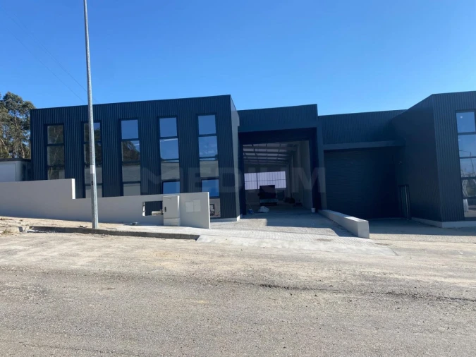 Armazém para Venda em Fradelos Foto 4