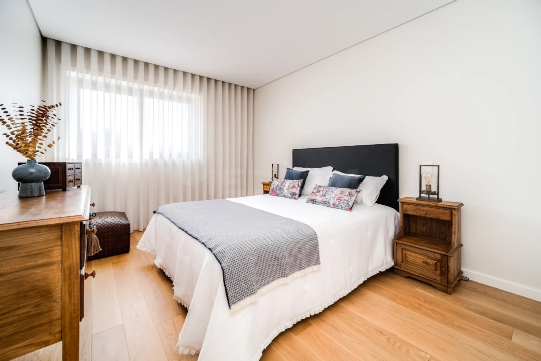 Apartamento T4 para Venda em Antas e Abade de Vermoim Foto 1