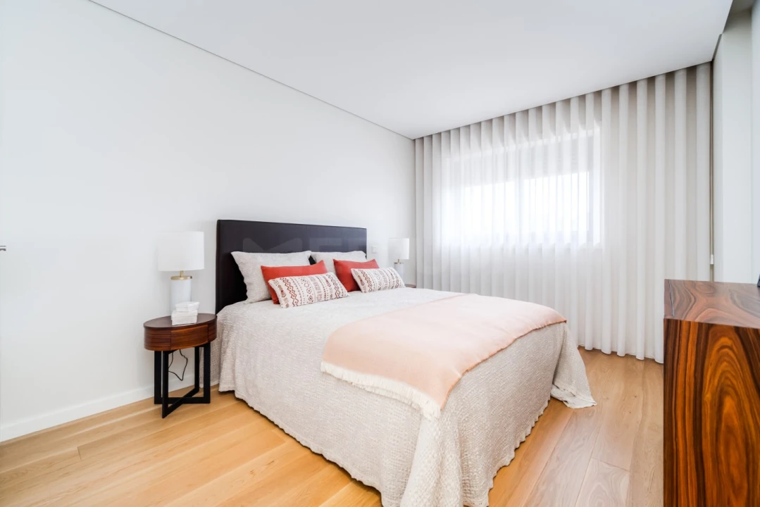 Apartamento T4 para Venda em Antas e Abade de Vermoim Foto 10