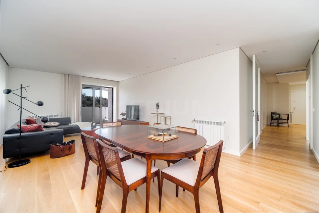 Apartamento T3 para Venda em Antas e Abade de Vermoim Foto 2