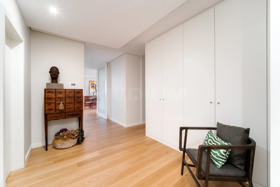 Apartamento T3 para Venda em Antas e Abade de Vermoim Foto 4