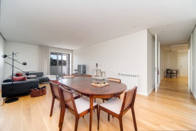 Apartamento T3 para Venda em Antas e Abade de Vermoim