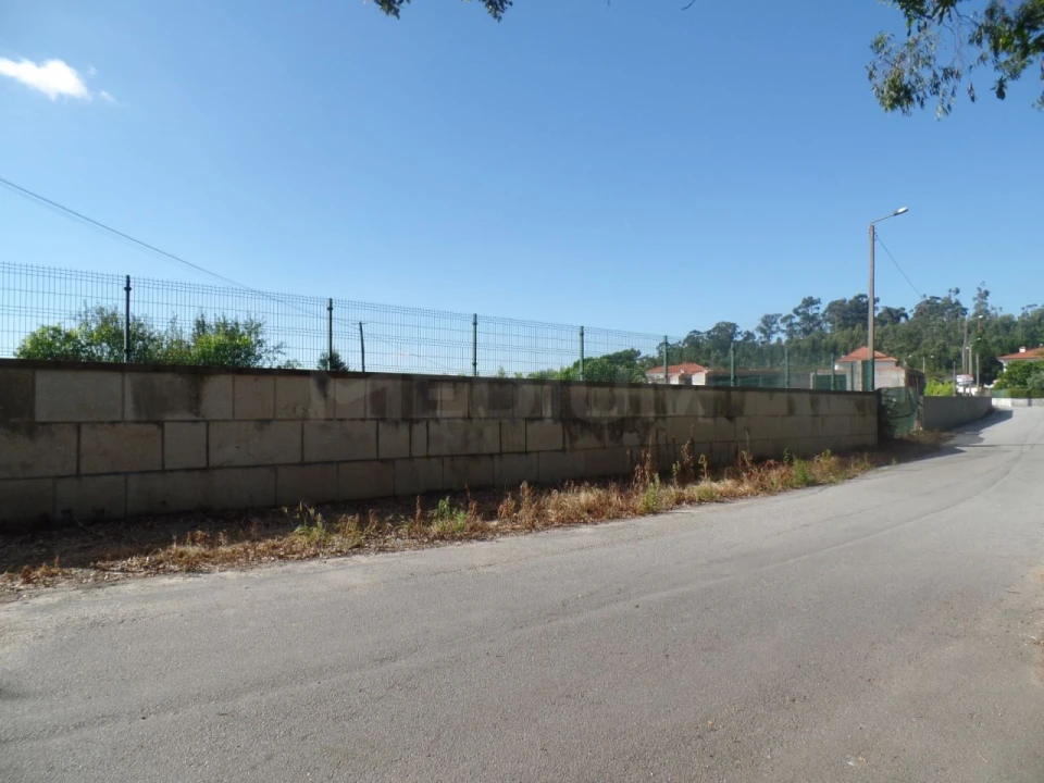 Terreno para Venda em Areias, Sequeirô, Lama e Palmeira Foto 7