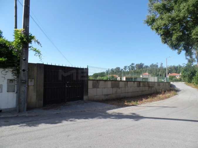 Terreno para Venda em Areias, Sequeirô, Lama e Palmeira Foto 9