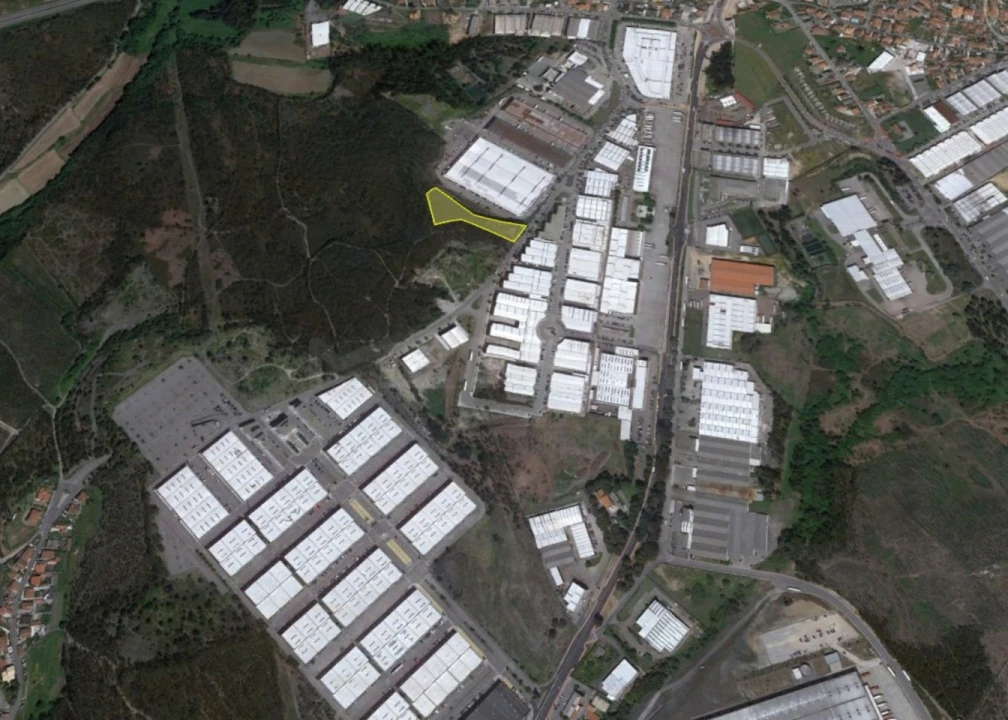 Terreno Comércio / Armazém para Venda em Ribeirão Foto 2