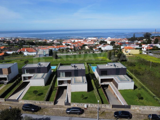 Moradia T4 para Venda em Moledo e Cristelo Foto 47