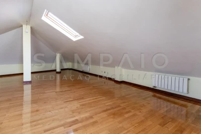 Moradia T2 para Venda em Campanhã