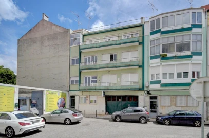 Apartamento T2 para Venda em Alcantara