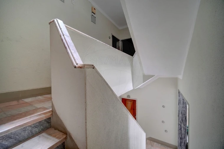 Apartamento T2 para Venda em Alcantara Foto 21