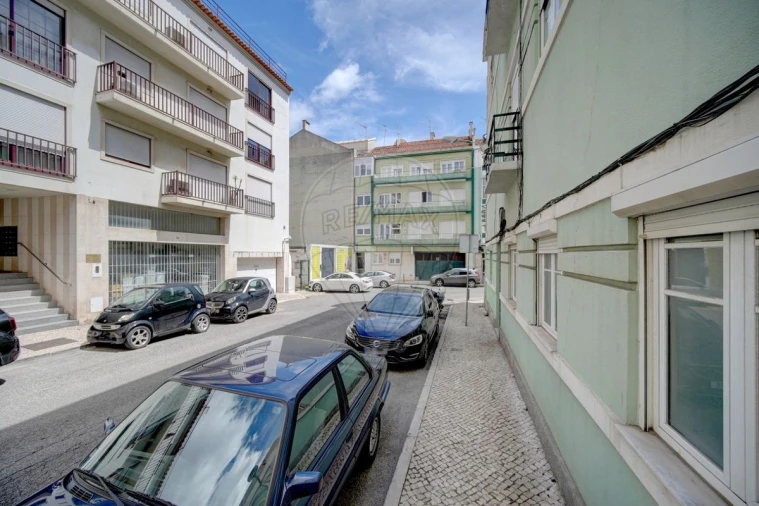 Apartamento T2 para Venda em Alcantara Foto 24
