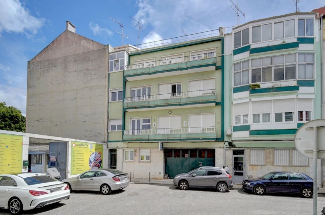 Apartamento T2 para Venda em Alcantara Foto 1