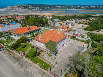 Moradia T6 para Venda em Vau