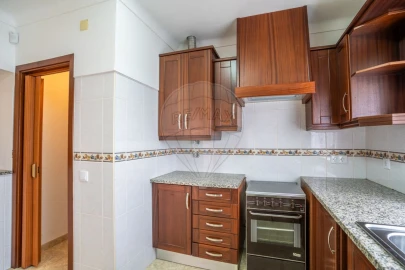 Moradia T6 para Venda em Vau