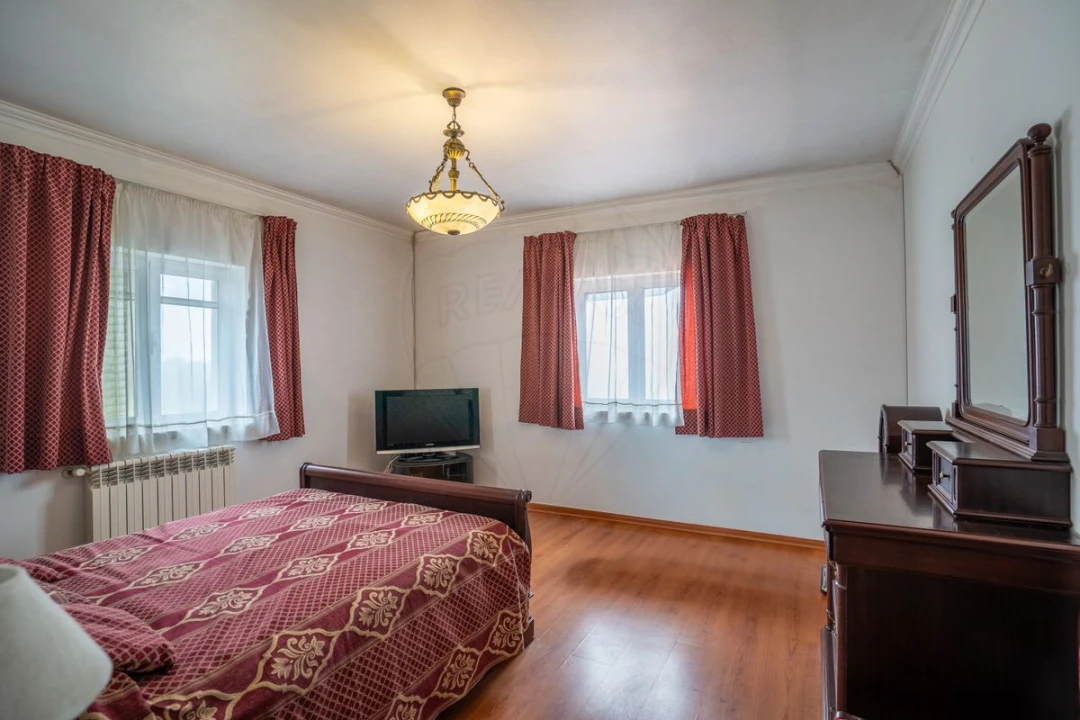 Moradia T6 para Venda em Vau Foto 17