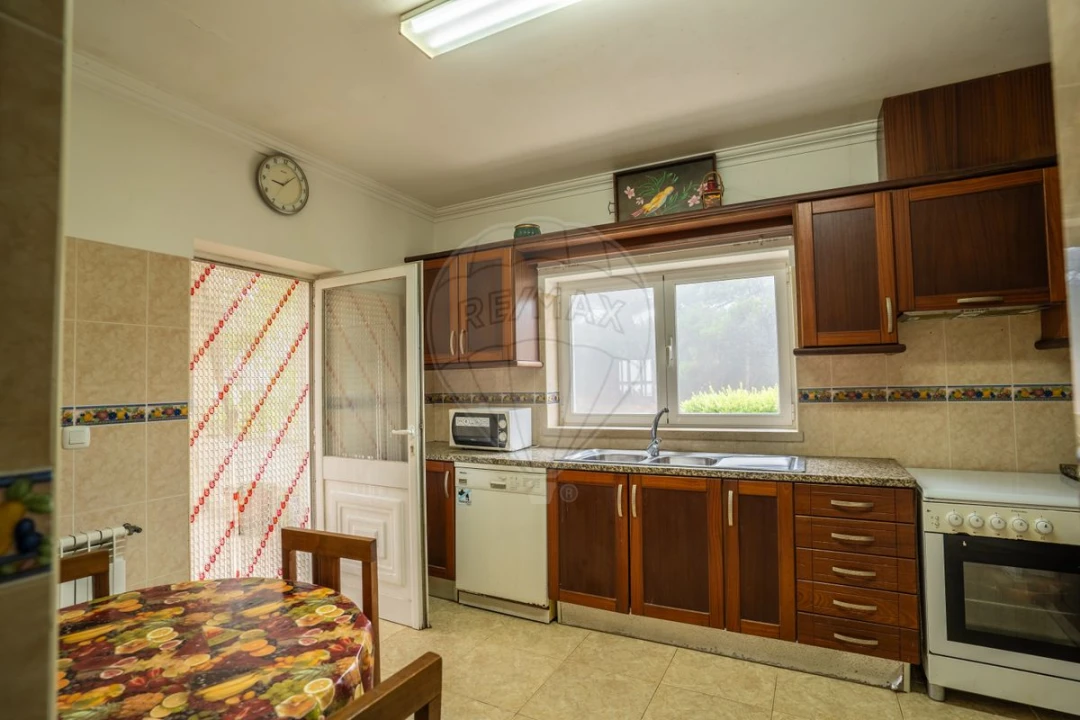 Moradia T6 para Venda em Vau Foto 14