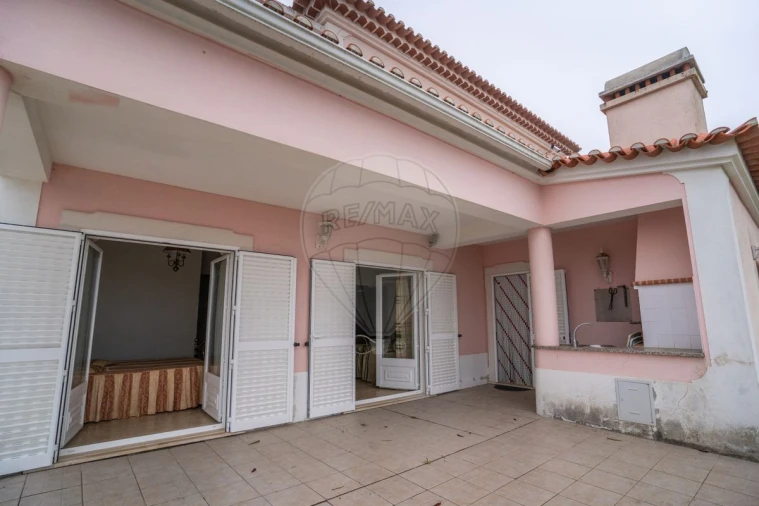 Moradia T6 para Venda em Vau Foto 40