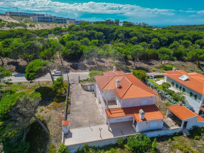 Moradia T6 para Venda em Vau Foto 2