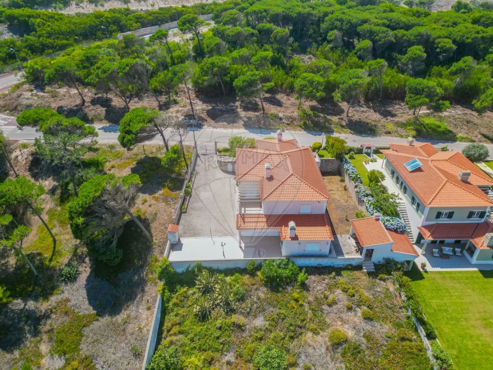 Moradia T6 para Venda em Vau Foto 3