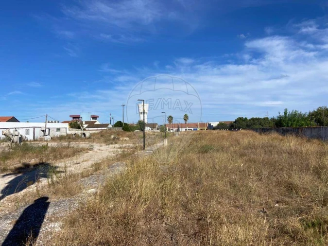 Terreno para Venda em Vila Chã de Ourique Foto 2