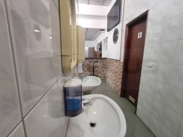Negócio para Cedência de Quotas em Esgueira