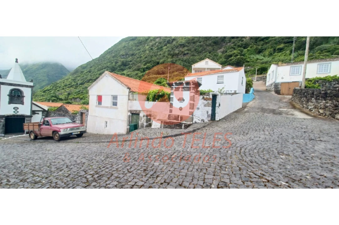 Moradia T2 para Venda em Santo Antão Foto 1