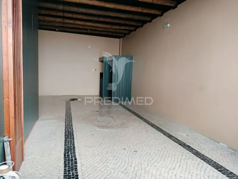 Loja para Venda em Torres Novas (Santa Maria, Salvador e Santiago) Foto 6