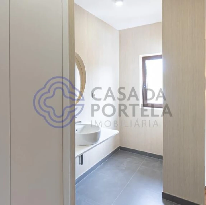 Escritório para Arrendamento em Aldoar, Foz do Douro e Nevogilde Foto 3